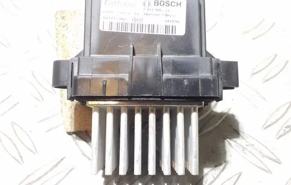 Ford Fusion II Heater blower motor/fan resistor DG9H19E624AA F011500104