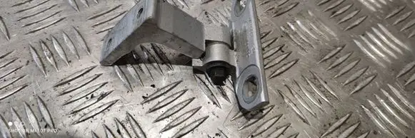 Volvo S60 Rear door lower hinge 31218518