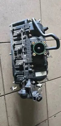 Opel Meriva A Intake manifold 55559838 0280600070