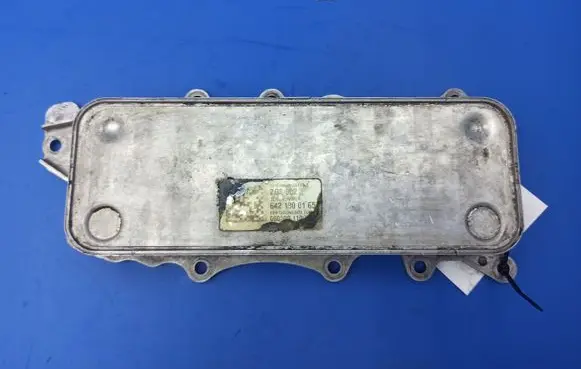 Mercedes-Benz E C207 W207 Engine oil radiator 6421800165 ZGS002