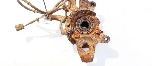 Mitsubishi Pajero Front wheel hub