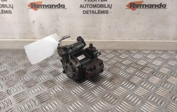 Seat Ibiza IV (6J,6P) Fuel injection high pressure pump 03L130755E
