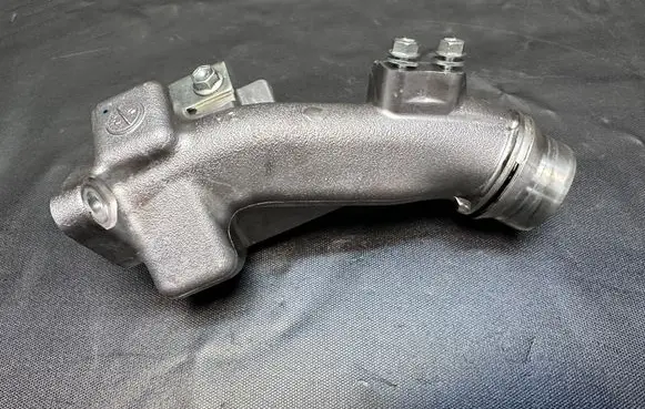 Toyota Hilux VIII Turbo air intake inlet pipe/hose 7F218