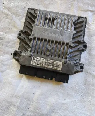 Peugeot 407 Engine control unit/module 5WS40196ET 244958705