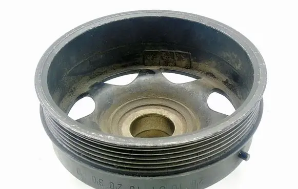 Mercedes-Benz Sprinter W901 W902 W903 W904 Crankshaft pulley A6010300568