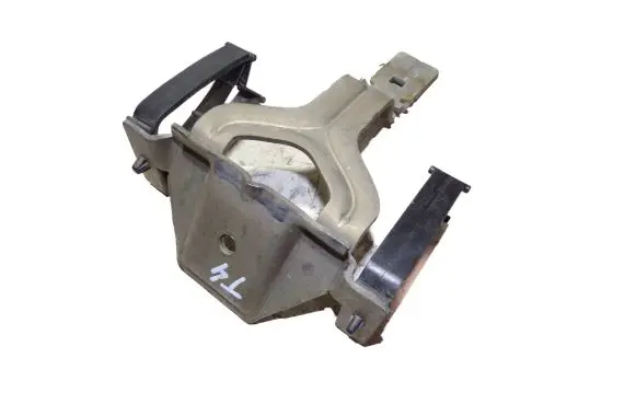 Battery bracket