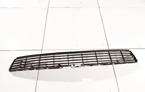 Opel Omega B2 Front bumper lower grill