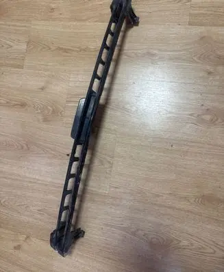 Nissan Prairie Front bumper lower grill