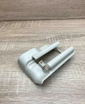 Mercedes-Benz E W211 Front driver seat rail trim 2119191020 70040006 White