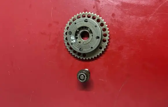 BMW X3 G01 Camshaft pulley/ VANOS 8629907 11368629907