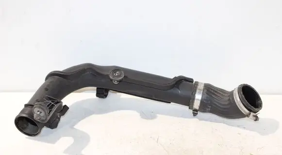 Volkswagen Tiguan Intercooler hose/pipe 1K0145770AE