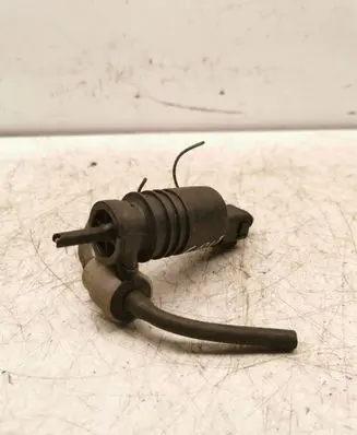Mitsubishi Colt Windscreen/windshield washer pump
