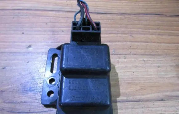 Mitsubishi Space Wagon Other relay mb306591