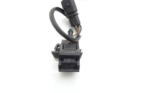 Volkswagen Phaeton Windshield washer spray nozzle 3D0955986