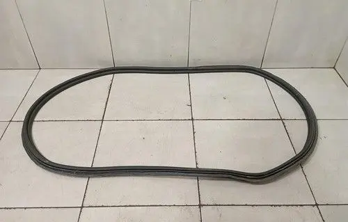 Ferrari FF Front door rubber seal 84202200