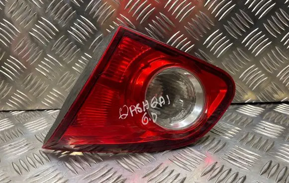 Nissan Qashqai Tailgate rear/tail lights 89071064