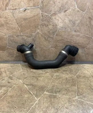 Mercedes-Benz E W213 Engine coolant pipe/hose A2135014100