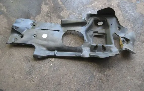 Volkswagen Golf V Other engine part 1K1863247M