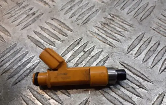 Suzuki Alto Fuel injectors set 9D3CT