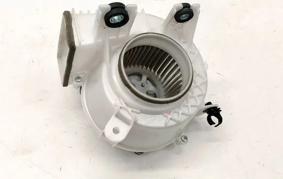Toyota Prius+ (ZVW40) Hybrid/electric vehicle battery fan G923076010