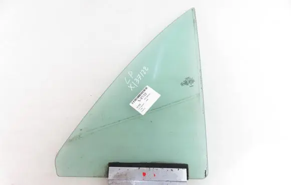 Audi TT Mk1 Front triangle window/glass 