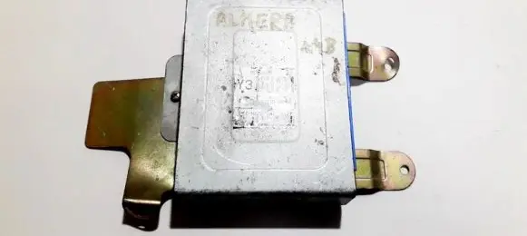 Nissan Almera Engine control unit/module 237102n366 mec-n222