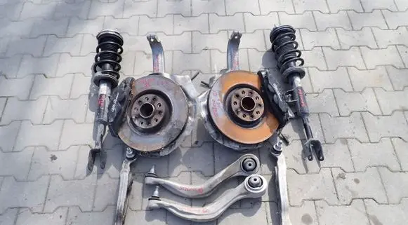 Alfa Romeo Stelvio Front wheel hub spindle knuckle AA111949