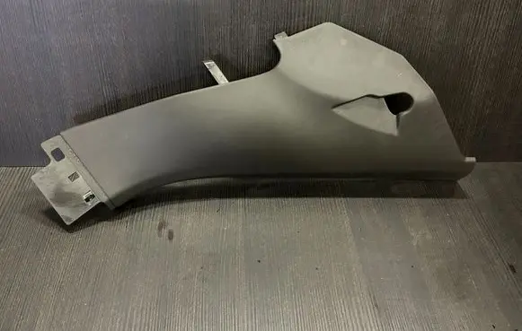 Porsche Cayenne (92A) (C) pillar trim 7P0857765D