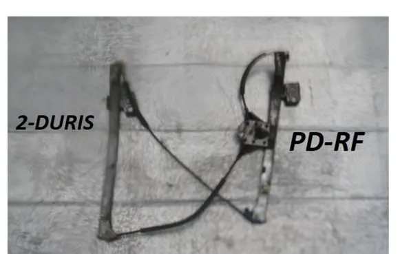 Volkswagen Golf III Front door manual window regulator 1H0837401