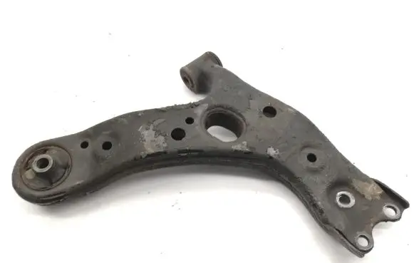 Toyota Verso-S Front lower control arm/wishbone