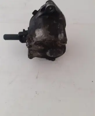 Vacuum pump