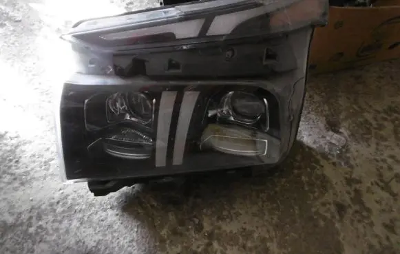 Hyundai Santa Fe Headlight/headlamp