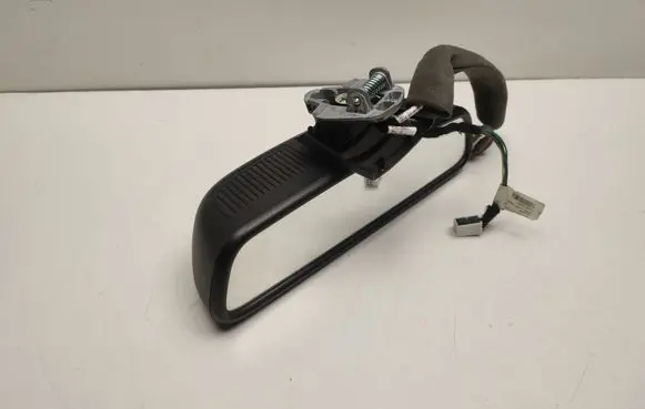 Rear view mirror (interior)