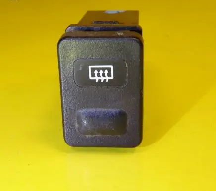 KIA Sephia Windscreen/window heater switch