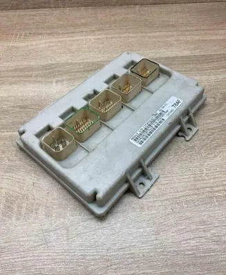 Chrysler Voyager Central body control module P04748078AF 04748078AF