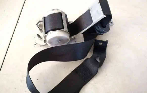 Opel Vectra C Front seatbelt 13128274f
