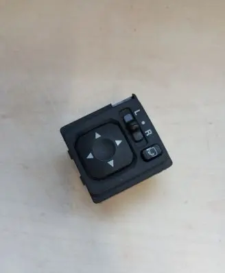 Mitsubishi Outlander Wing mirror switch 183569