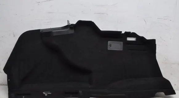 Maserati Quattroporte Tailgate/boot cover trim set 06700248010