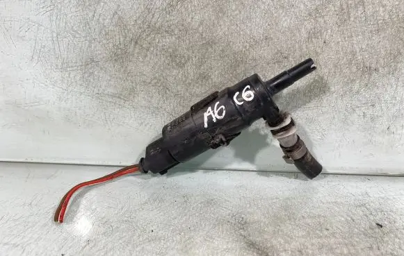 Audi A6 S6 C6 4F Headlight washer pump 3b7955681