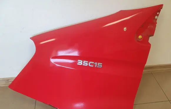 Iveco Daily 4th gen Fender