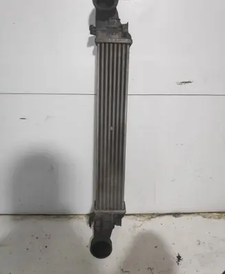 Mercedes-Benz E W211 Intercooler radiator A2115001102