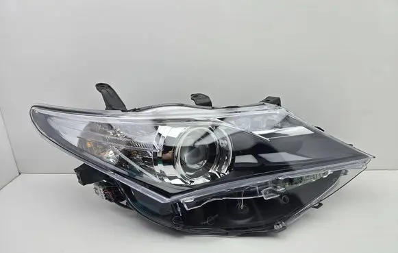 Toyota Auris E180 Headlight/headlamp