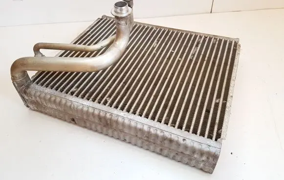 Mercedes-Benz CLA C118 X118 Air conditioning (A/C) radiator (interior) A2478309802