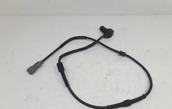Audi A4 S4 B7 8E 8H ABS brake wheel speed sensor 0265006389