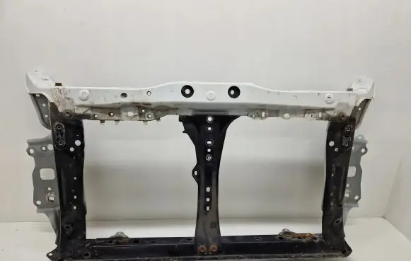 Subaru Legacy Radiator support slam panel