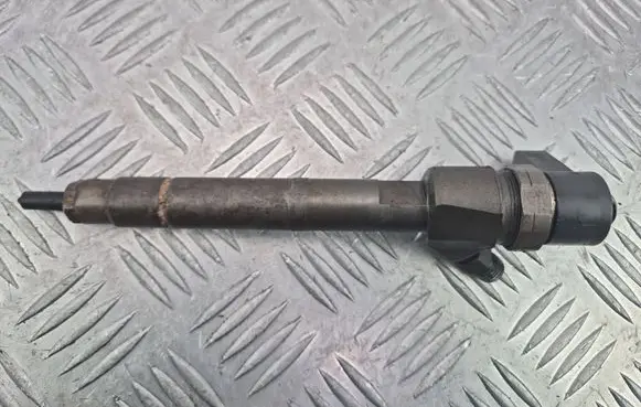 Mercedes-Benz C W203 Fuel injector A6460700787
