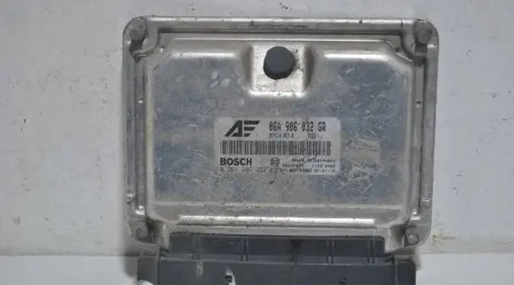 Seat Alhambra (Mk1) Engine control unit/module 06A906032GR