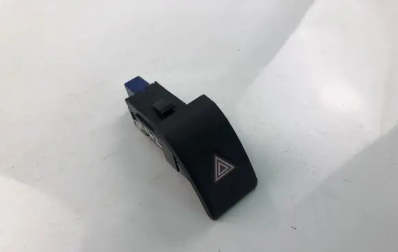 Toyota RAV 4 (XA50) Hazard light switch 4721E9D