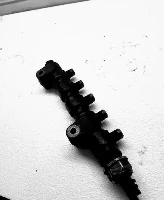 Fuel main line pipe