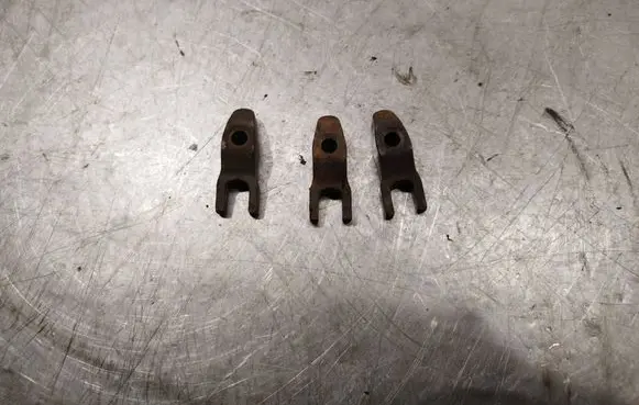 KIA Ceed Fuel Injector clamp holder 